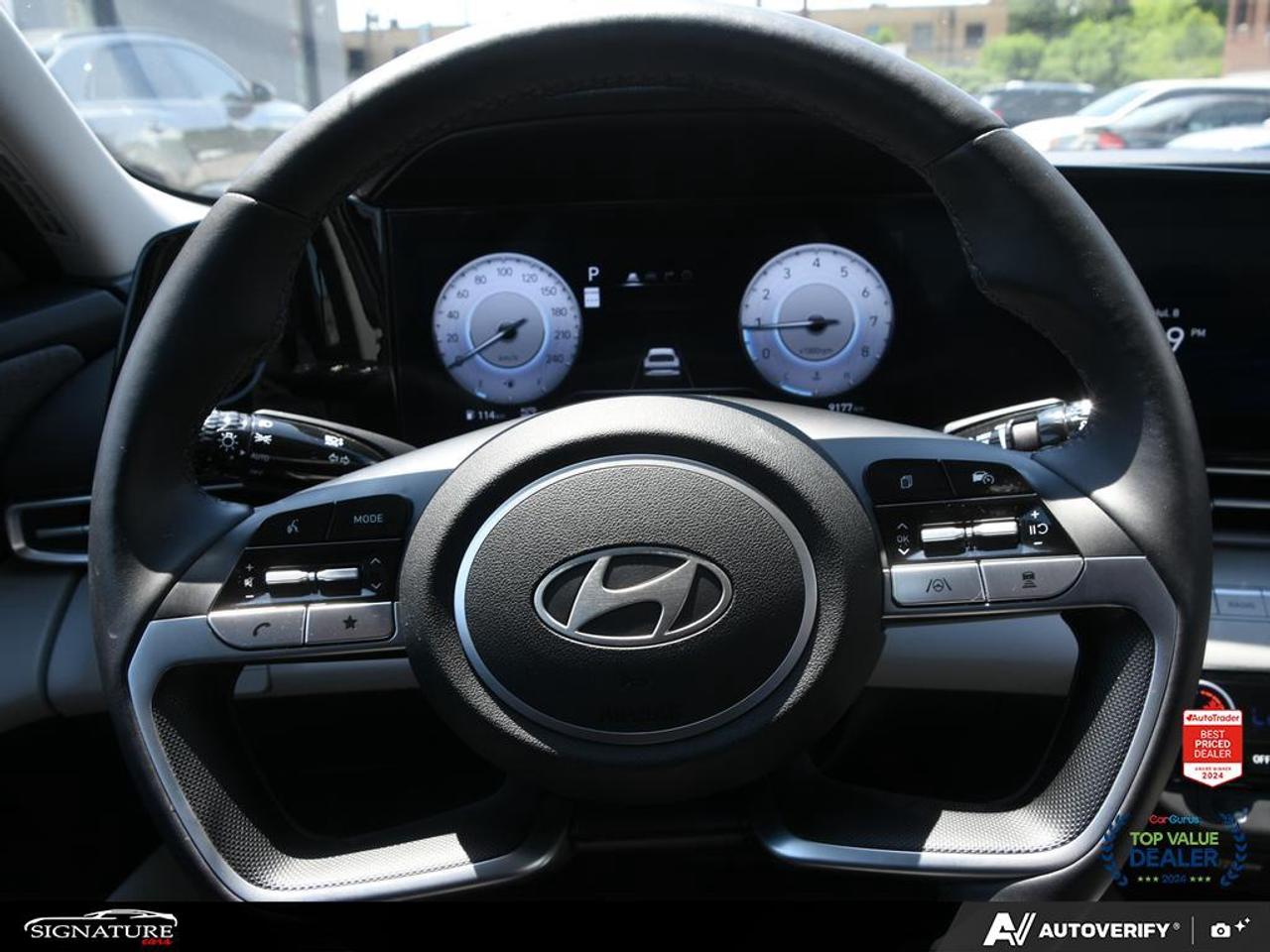 2025 Hyundai Elantra Luxury No Accident Sunroof Leather Navigation Photo
