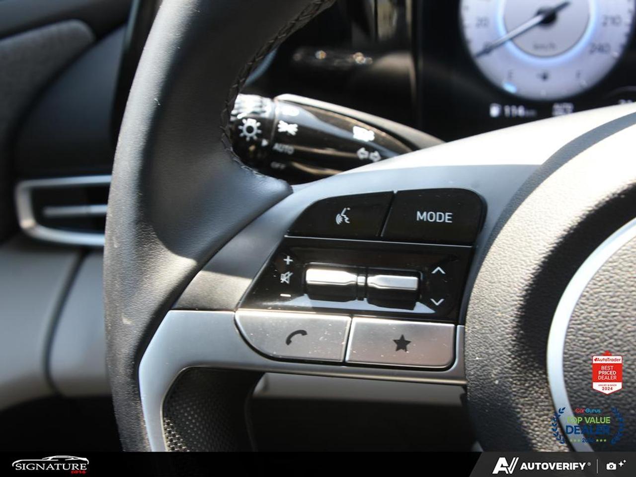 2025 Hyundai Elantra Luxury No Accident Sunroof Leather Navigation Photo