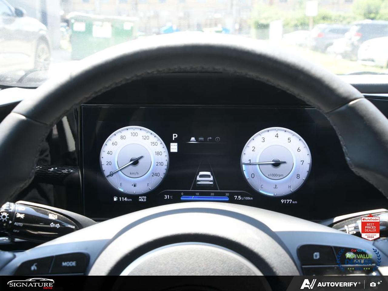 2025 Hyundai Elantra Luxury No Accident Sunroof Leather Navigation Photo