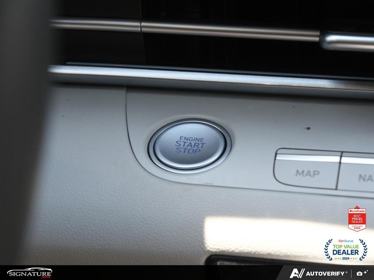 2025 Hyundai Elantra Luxury No Accident Sunroof Leather Navigation Photo