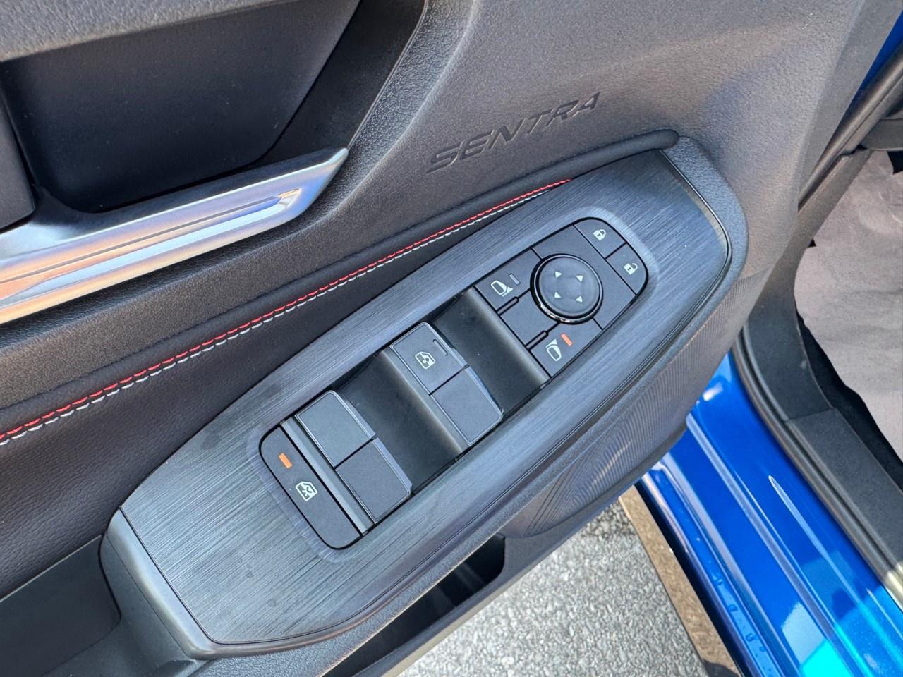2026 Nissan Sentra SR SEDAN Photo