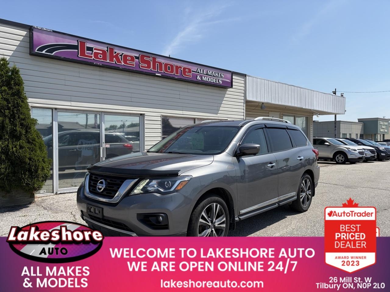 All Vehicles come with Car Proof so you know exactly what youre buying. All our vehicles are certified and safety tested. Professionally detailed. Serving Chatham, Tilbury, Windsor, Essex, Amherstberg, La Salle, Ridgetown, Blenheim, Sarnia, Merlin, Leamington, Harrow,Thamesville, Blenheim, London, Woodstock and Toronto.