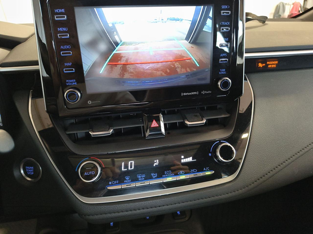 2021 Toyota Corolla SE Photo0