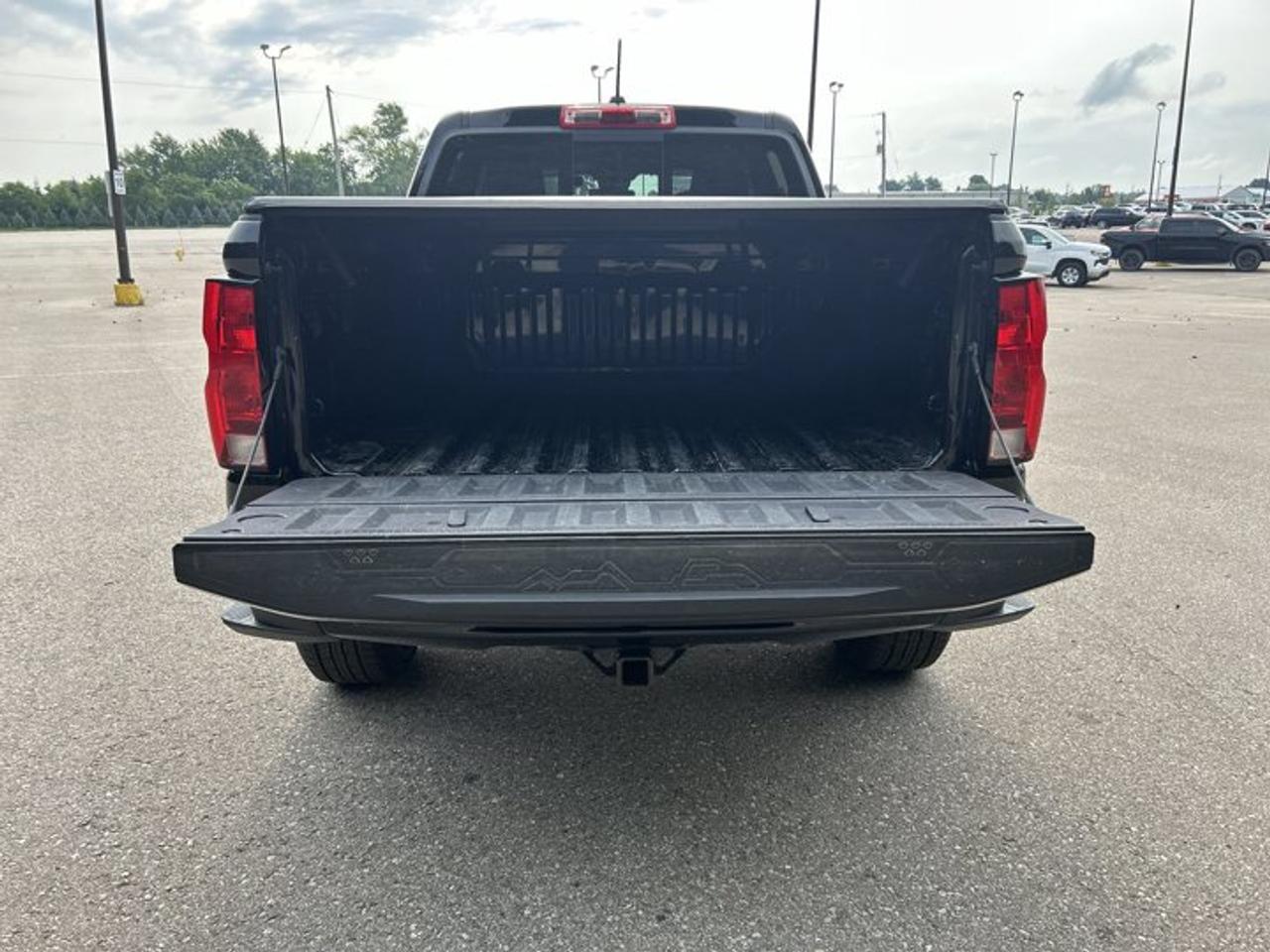 2024 Chevrolet Colorado Crew Cab Short Box 4-Wheel Drive Trail Boss | No Accidents Photo