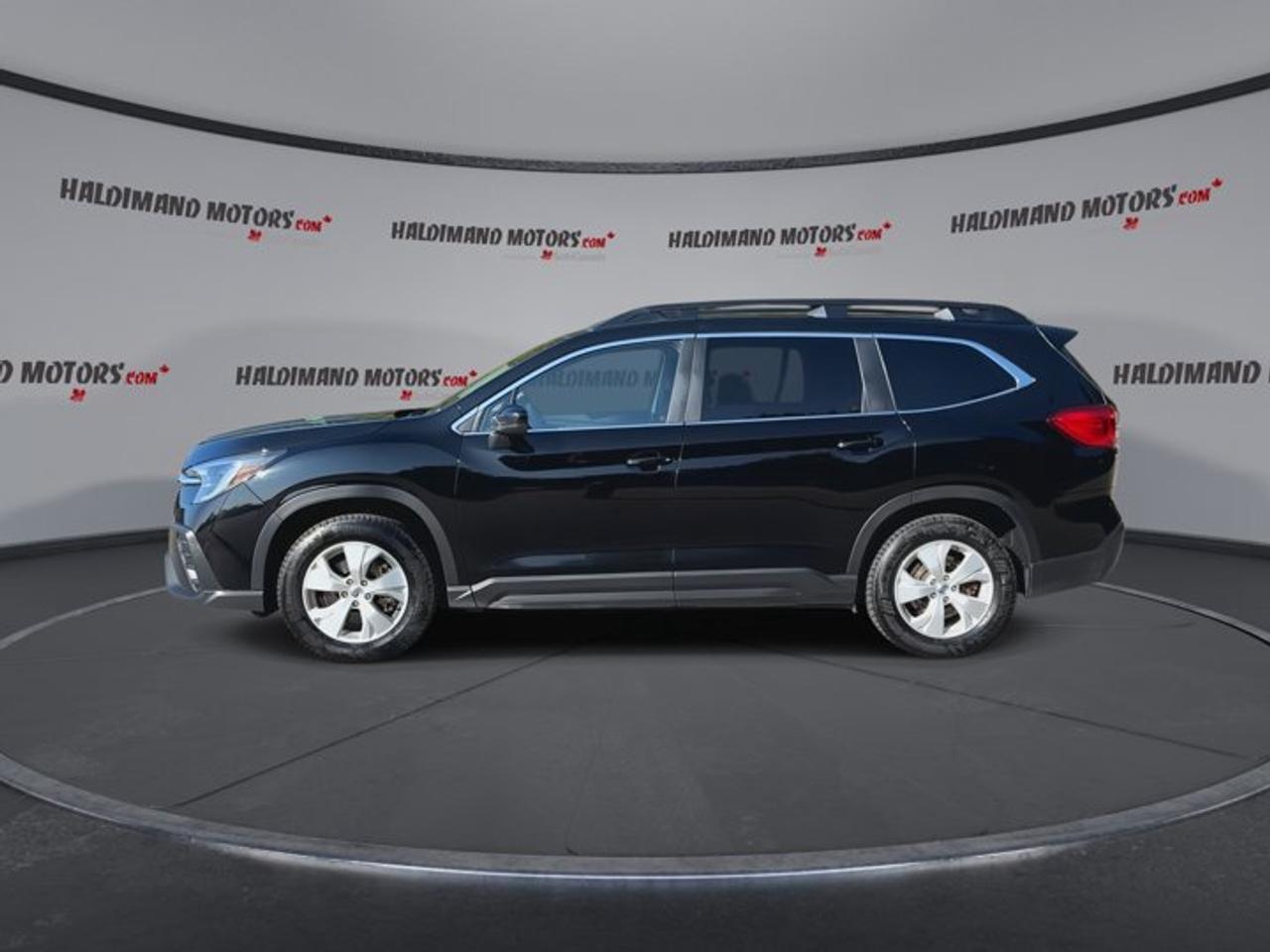 2023 Subaru ASCENT Convenience 8-Passenger Photo4