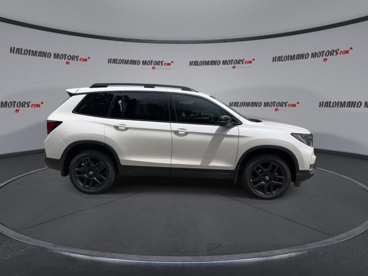 2024 Honda Passport Black Edition AWD | No Accidents | Vent. Front Seats Photo