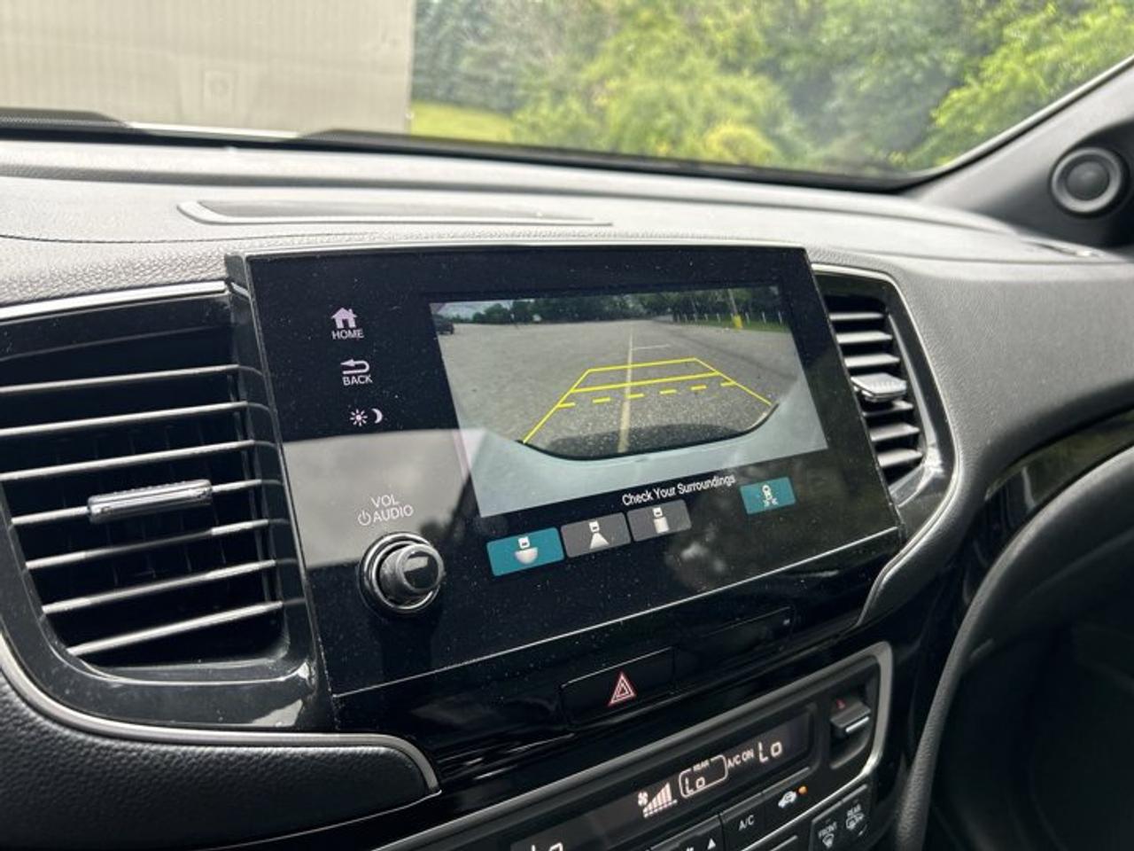 2024 Honda Passport Black Edition AWD | No Accidents | Vent. Front Seats Photo