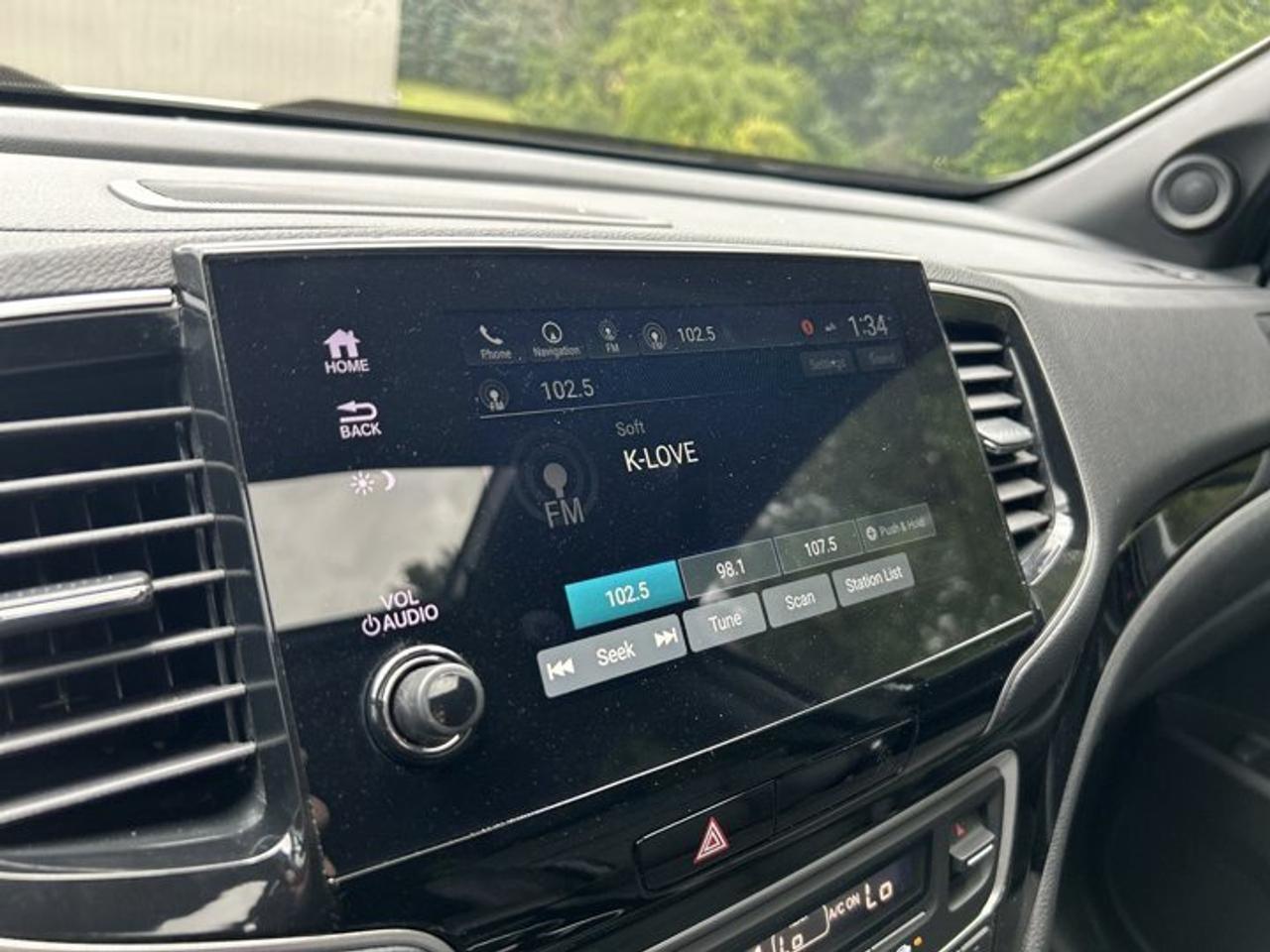 2024 Honda Passport Black Edition AWD | No Accidents | Vent. Front Seats Photo