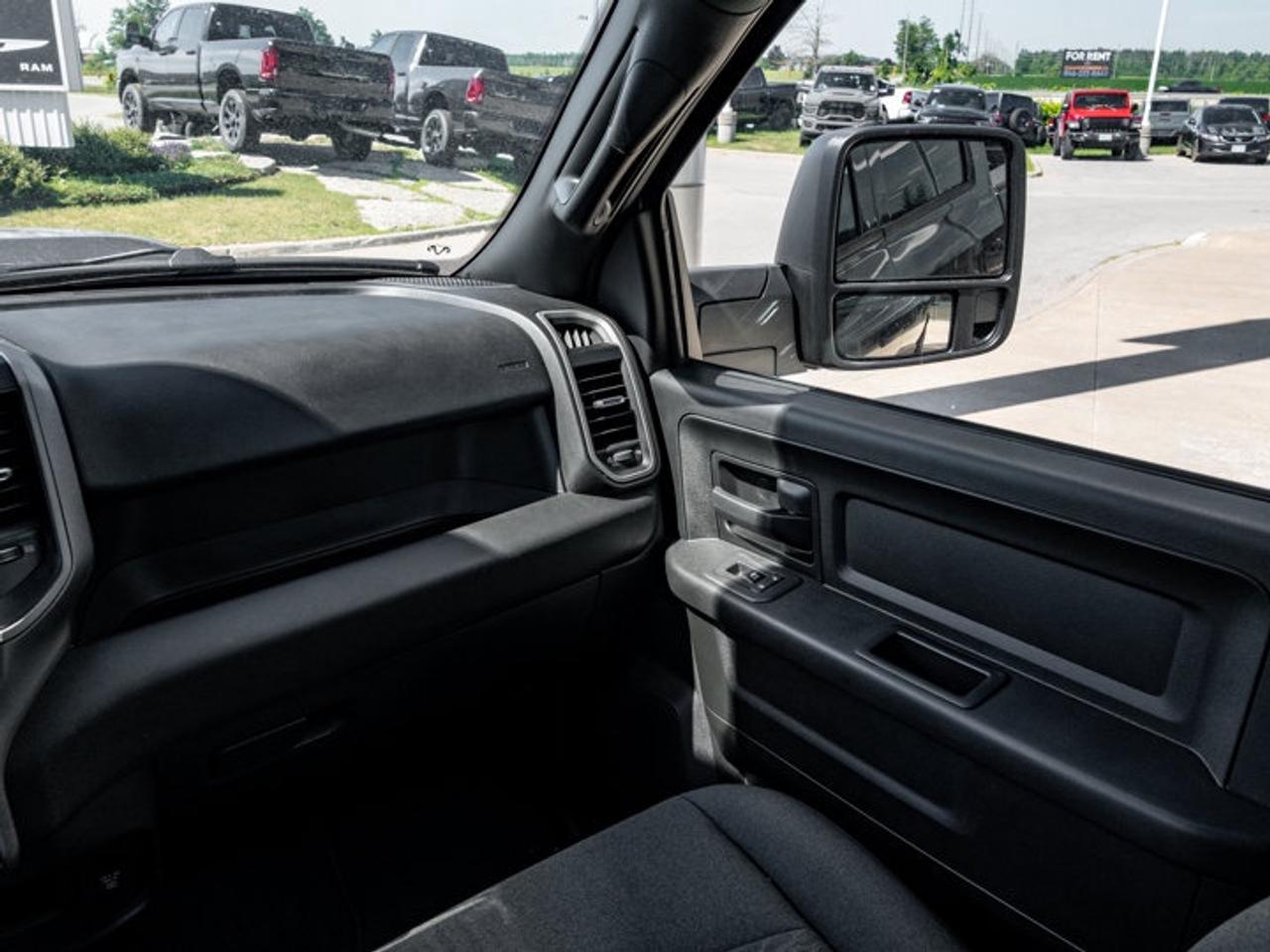 2026 RAM 2500 Black Express Photo