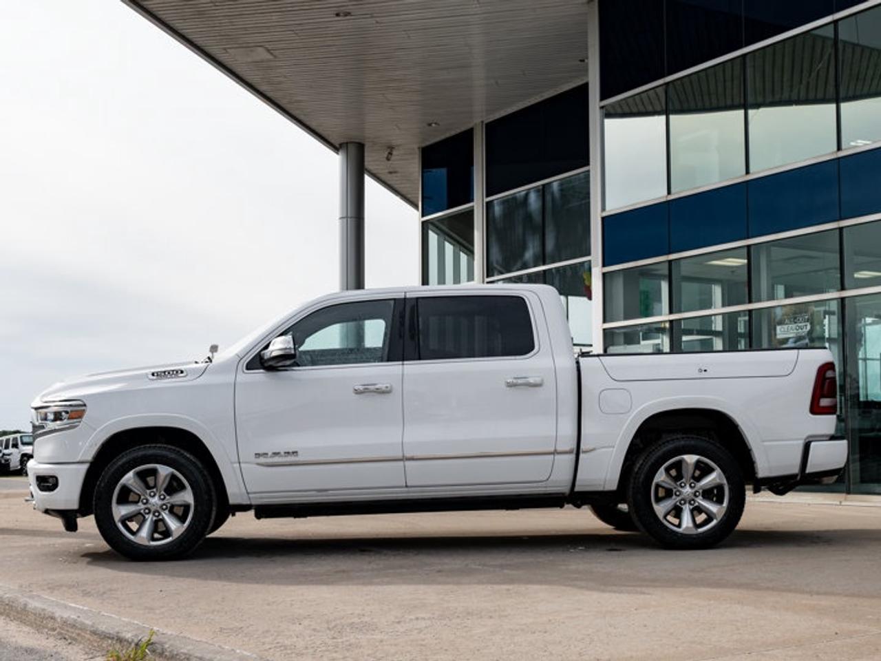 2022 RAM 1500 Limited Photo
