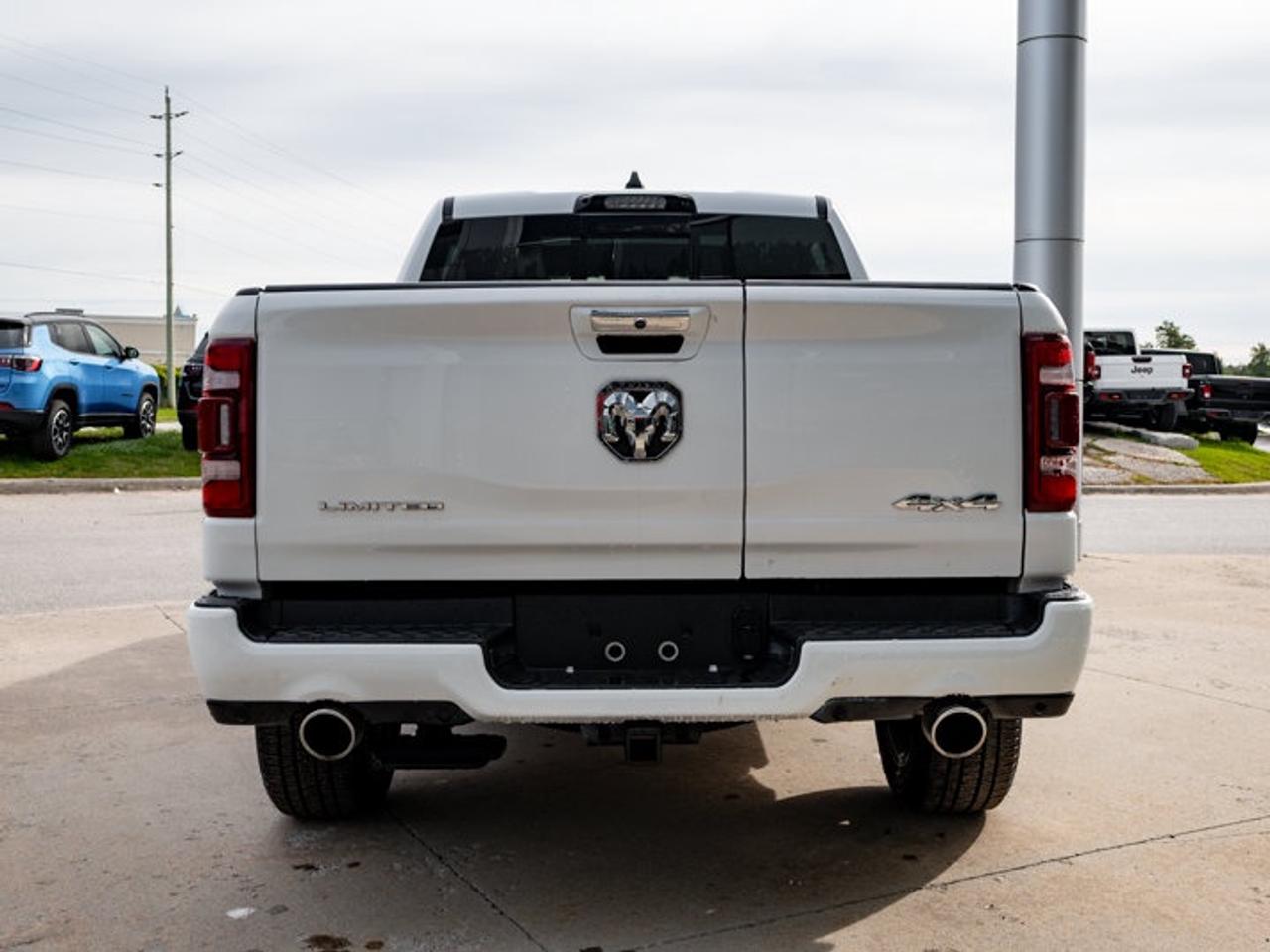2022 RAM 1500 Limited Photo