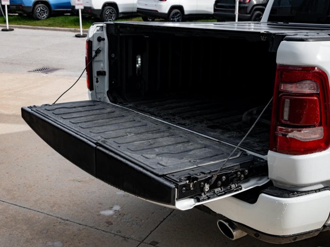 2022 RAM 1500 Limited Photo