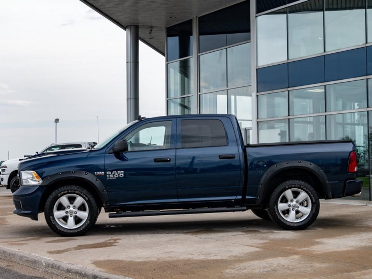 2021 RAM 1500 Classic EXPRESS Photo