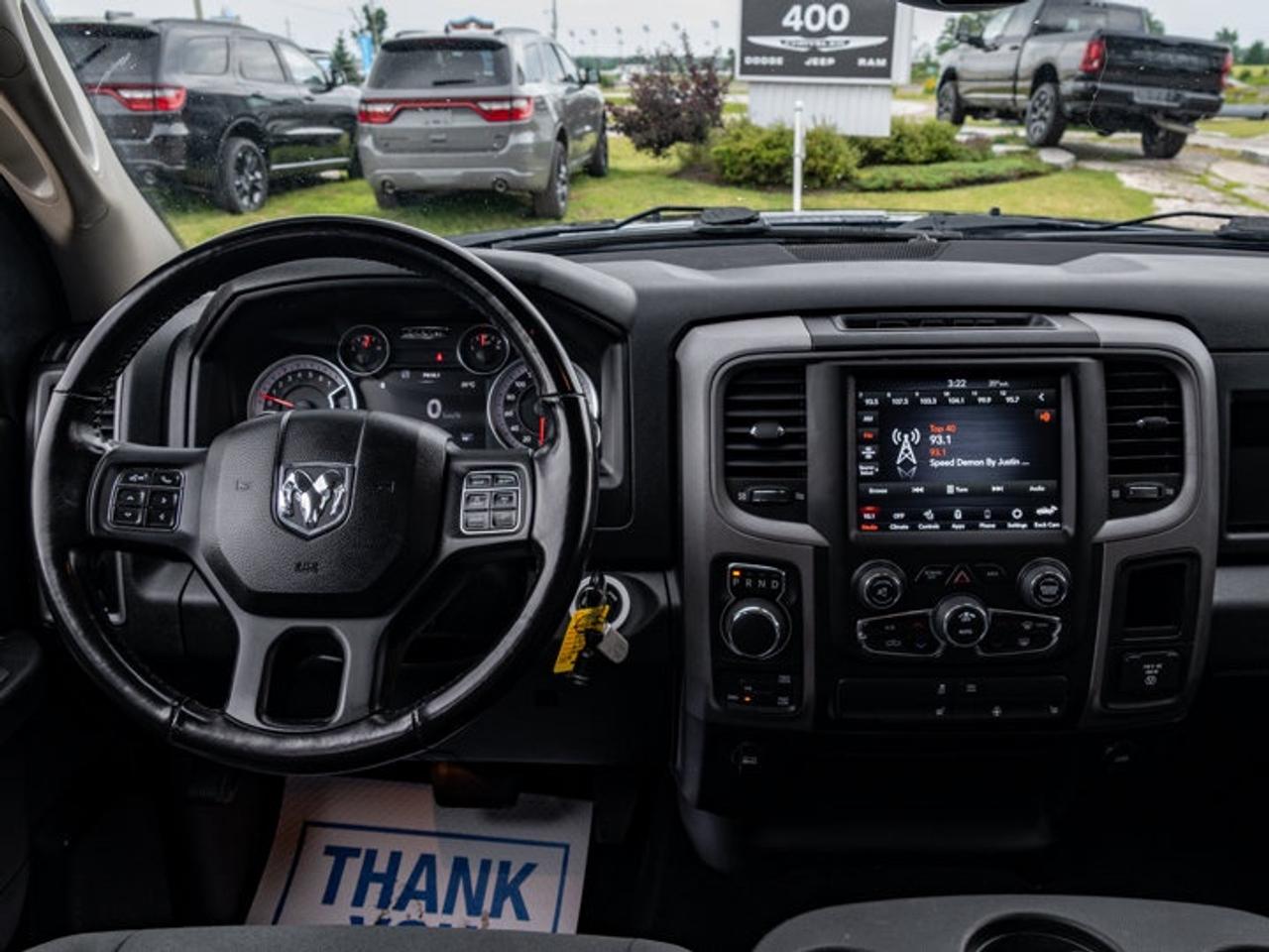 2021 RAM 1500 Classic EXPRESS Photo2