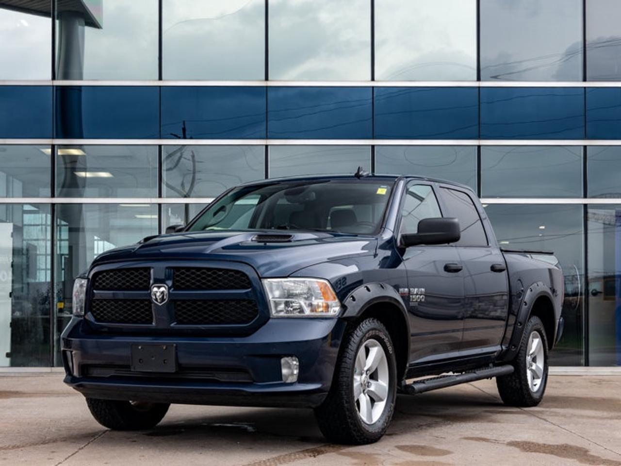2021 RAM 1500 Classic EXPRESS Photo