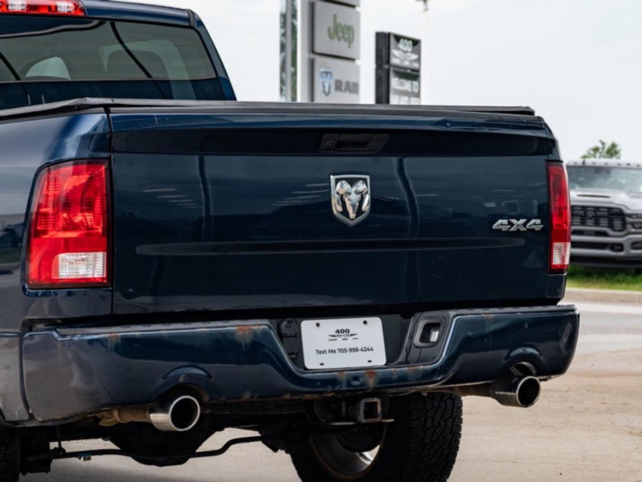 2021 RAM 1500 Classic EXPRESS Photo