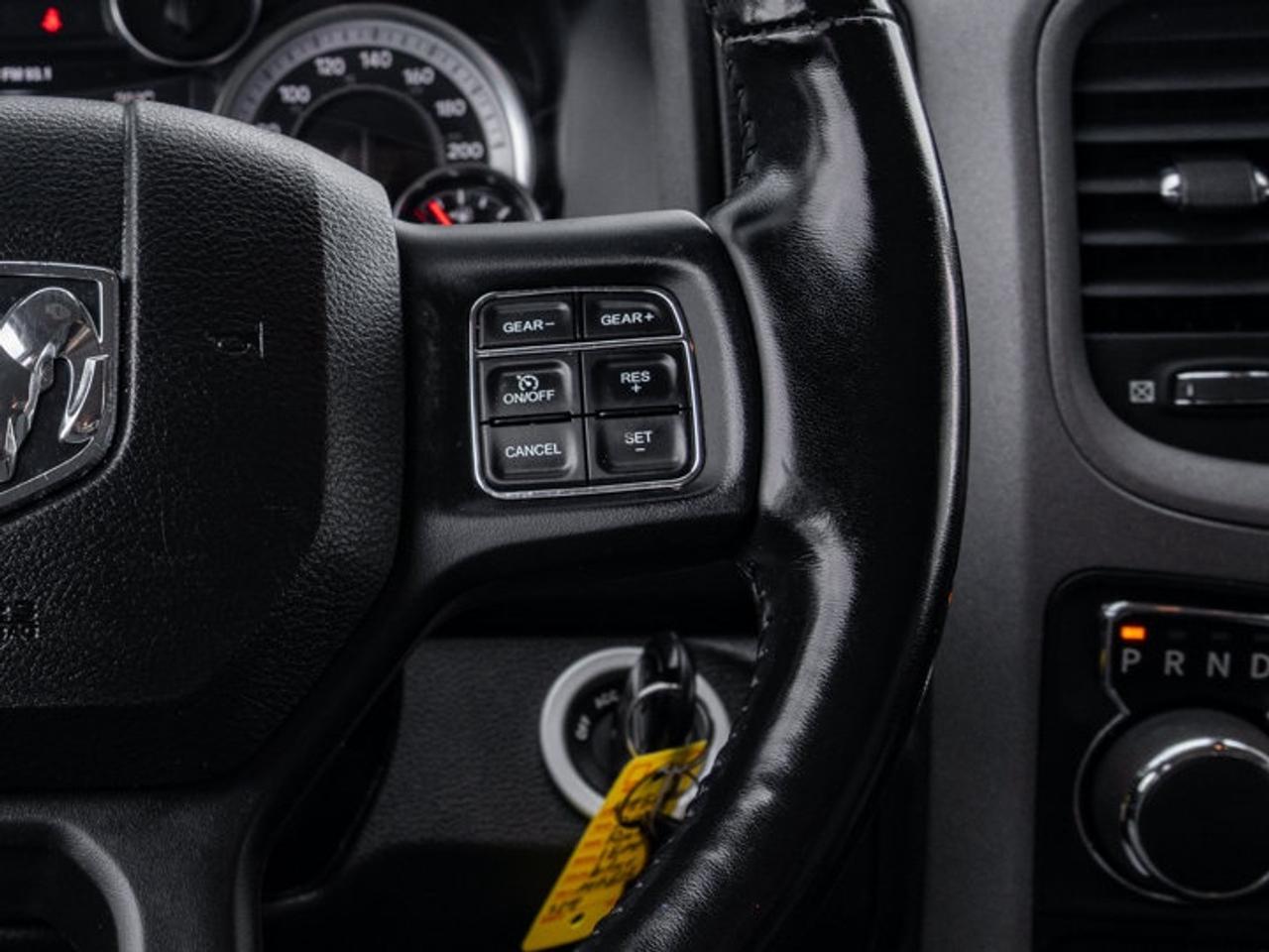 2021 RAM 1500 Classic EXPRESS Photo