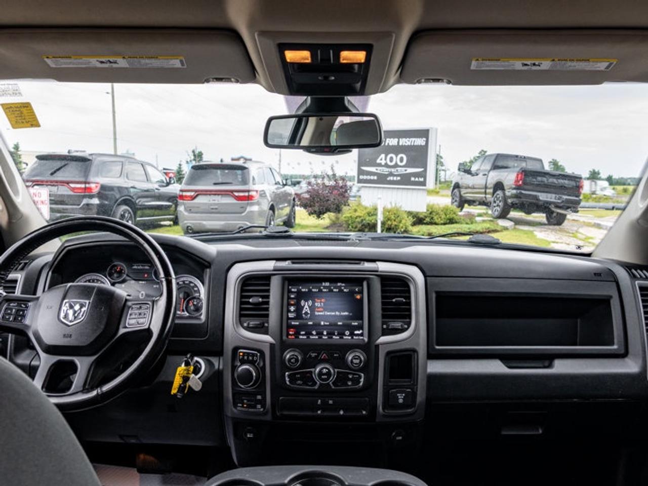 2021 RAM 1500 Classic EXPRESS Photo