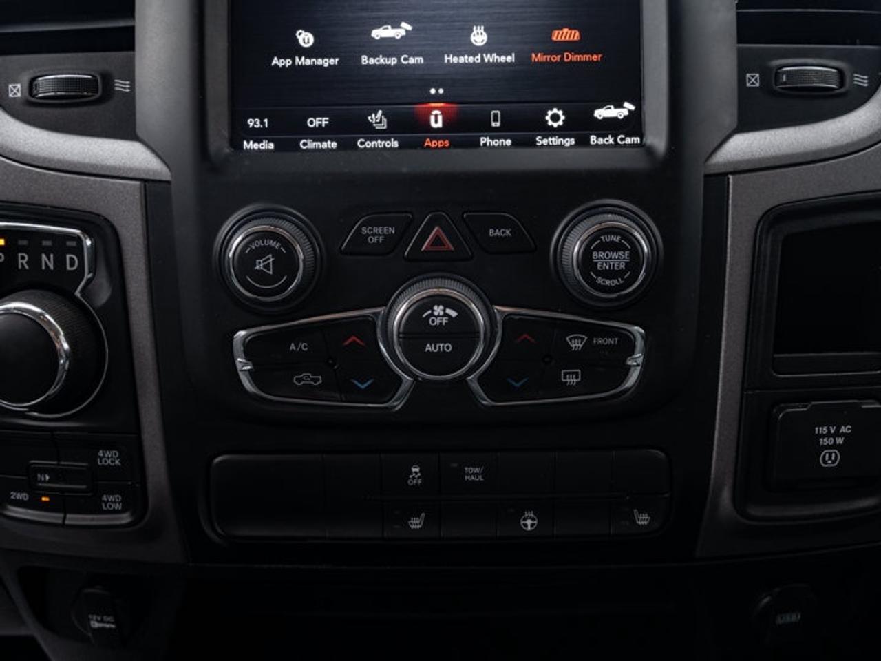 2021 RAM 1500 Classic EXPRESS Photo