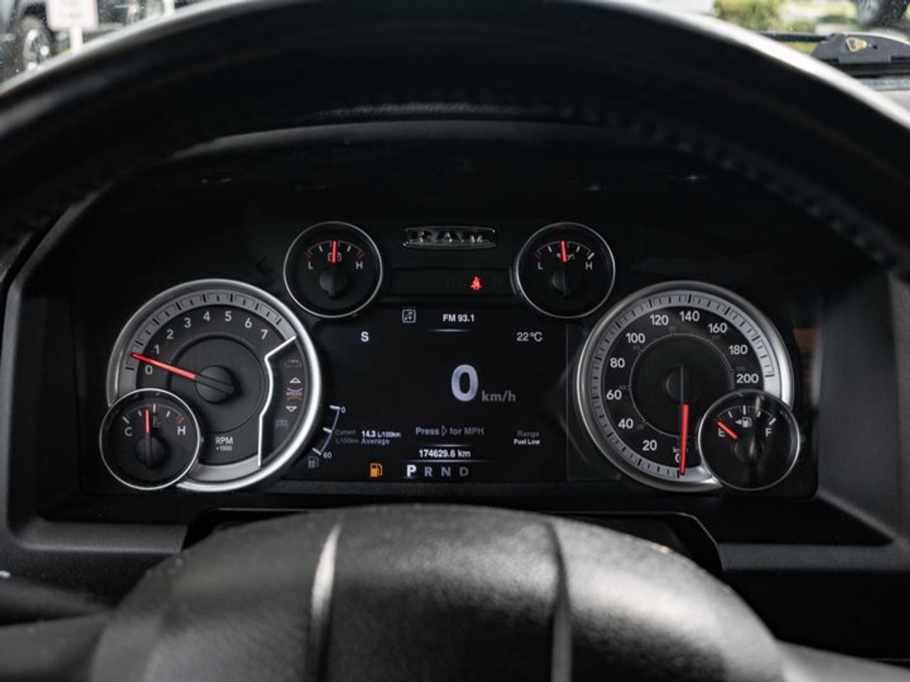 2021 RAM 1500 Classic EXPRESS Photo
