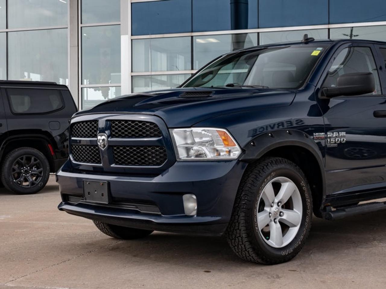 2021 RAM 1500 Classic EXPRESS Photo