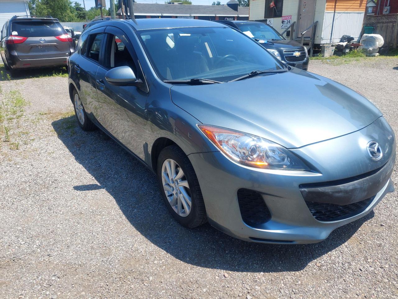 2012 Mazda MAZDA3 GX Photo