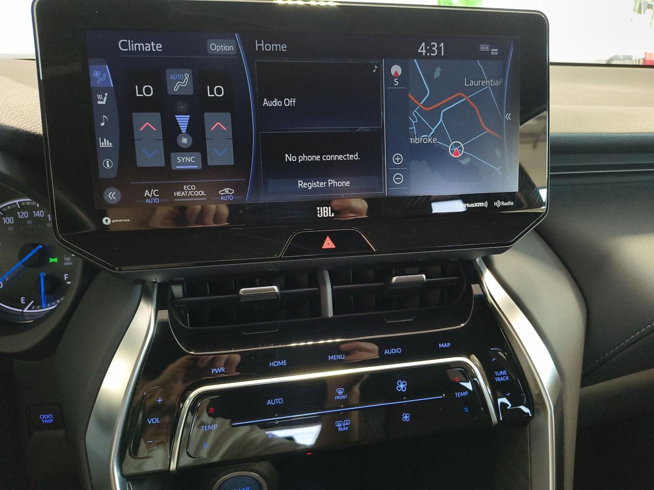 2022 Toyota Venza XLE Photo0