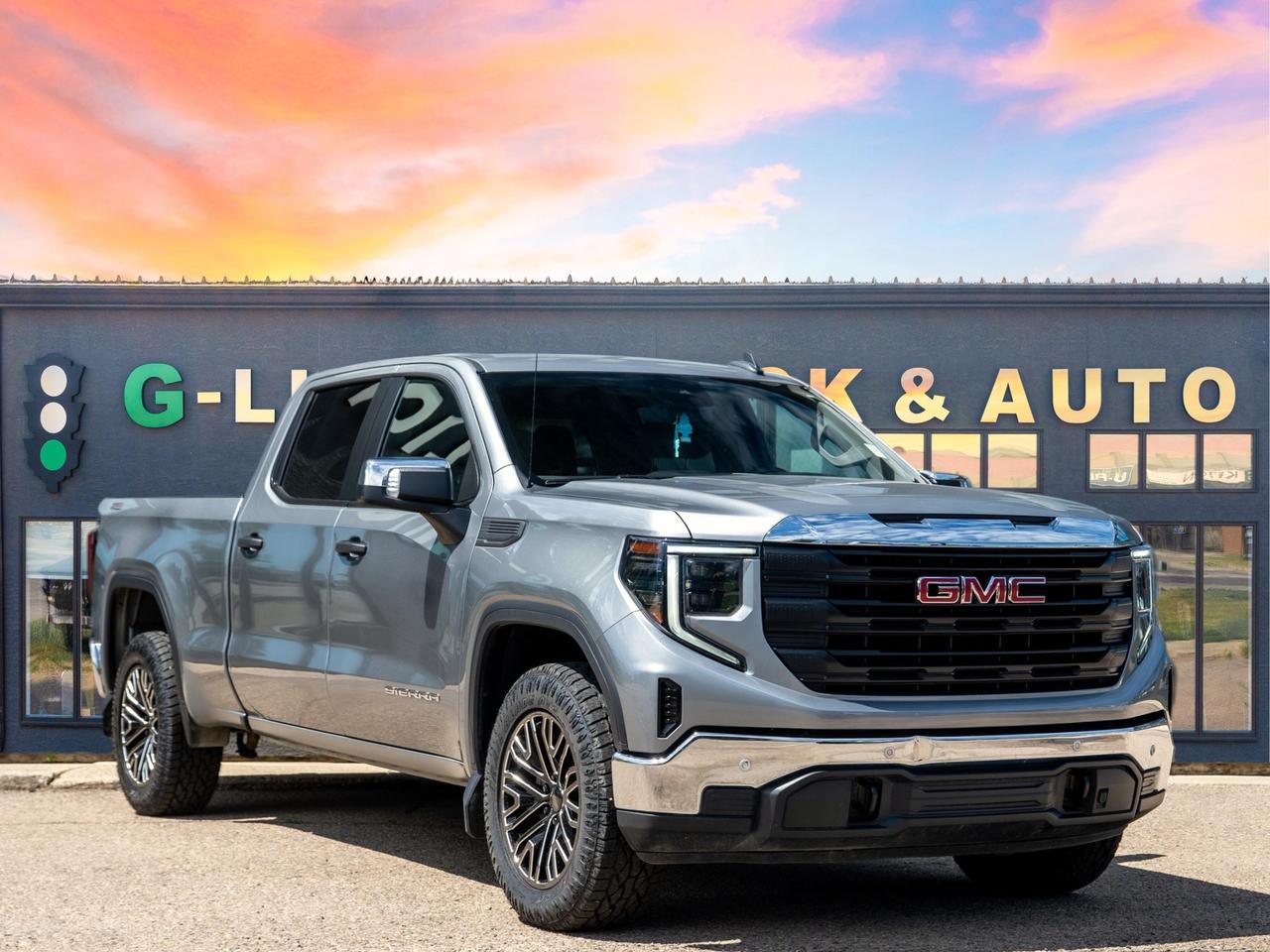 2024 GMC Sierra 1500 4WD Crew Cab RIMS/TIRES