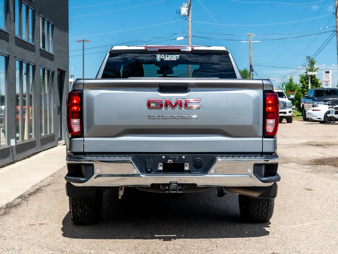 2024 GMC Sierra 1500 4WD Crew Cab RIMS/TIRES Photo6