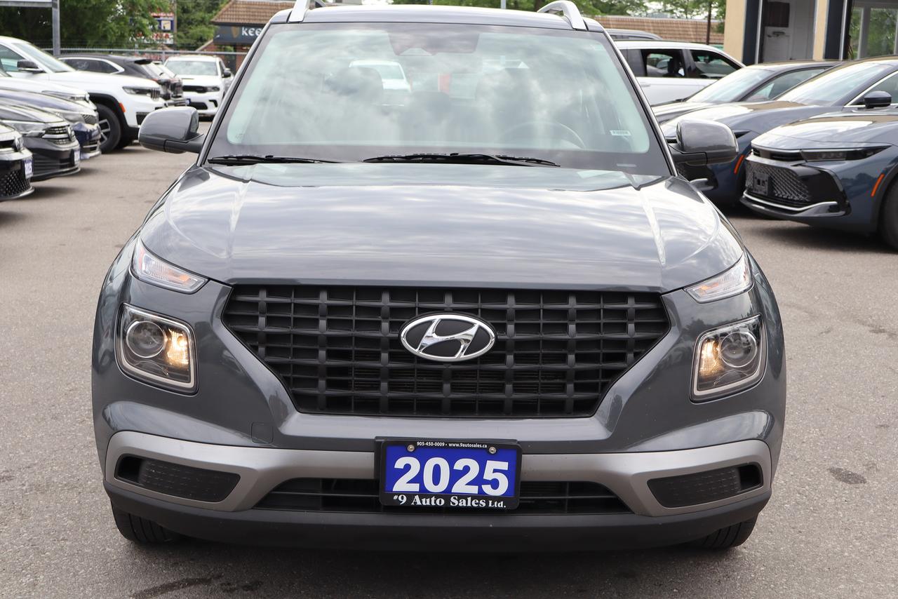 2025 Hyundai Venue Preferred IVT Photo