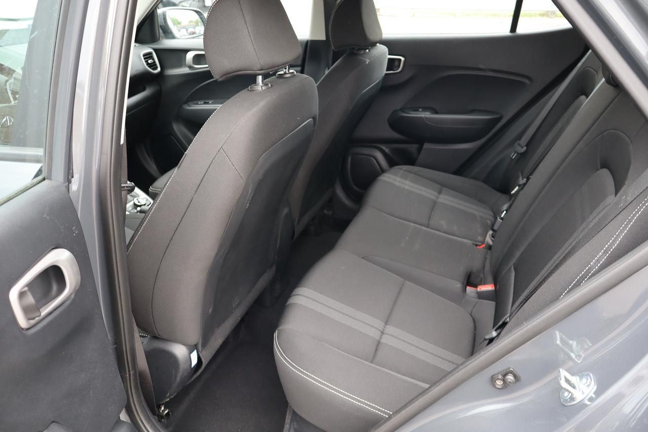 2025 Hyundai Venue Preferred IVT Photo