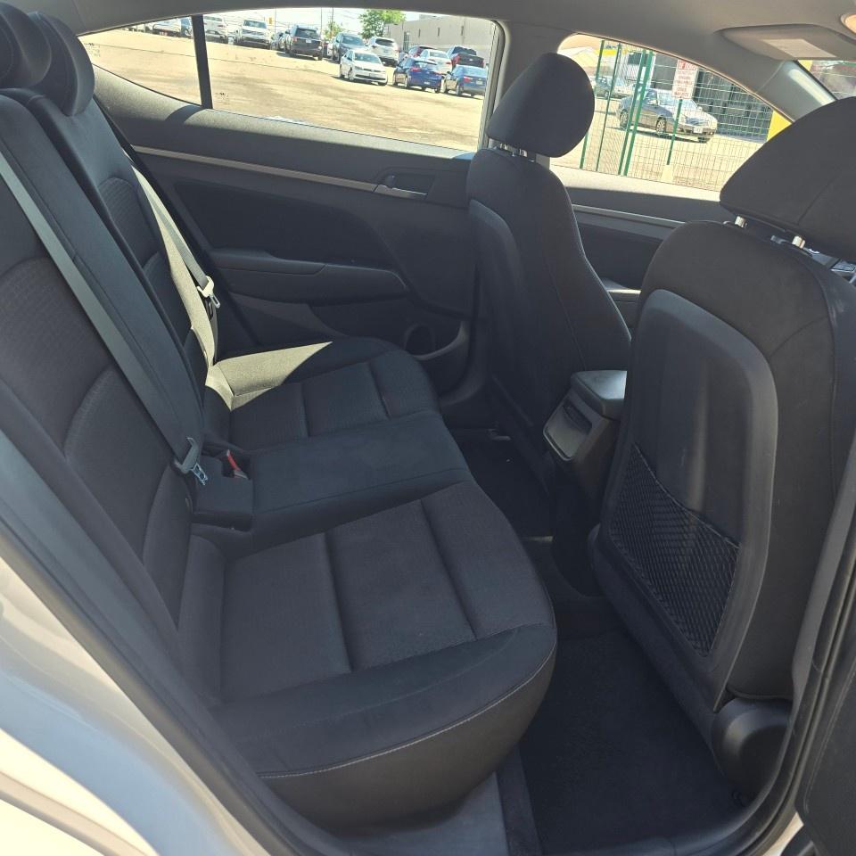 2018 Hyundai Elantra GL AUTO Photo