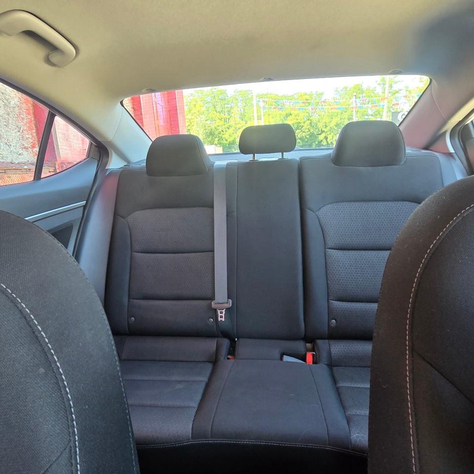 2018 Hyundai Elantra GL AUTO Photo