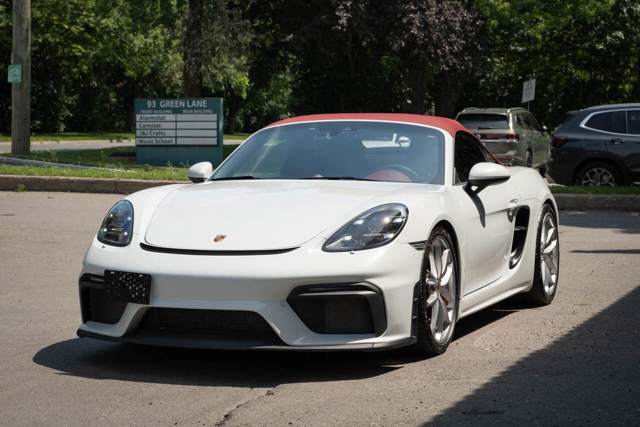 2021 Porsche 718 Spyder 6-speed manual   Spyder Classic Interior Photo