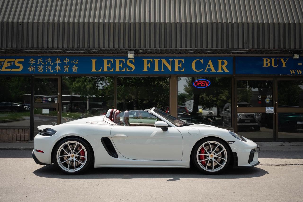 2021 Porsche 718 Spyder 6-speed manual   Spyder Classic Interior Photo