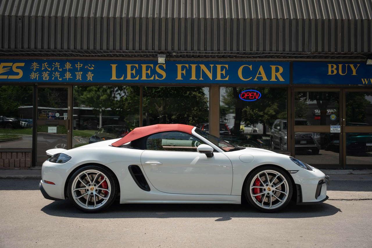 2021 Porsche 718 Spyder 6-speed manual   Spyder Classic Interior Photo