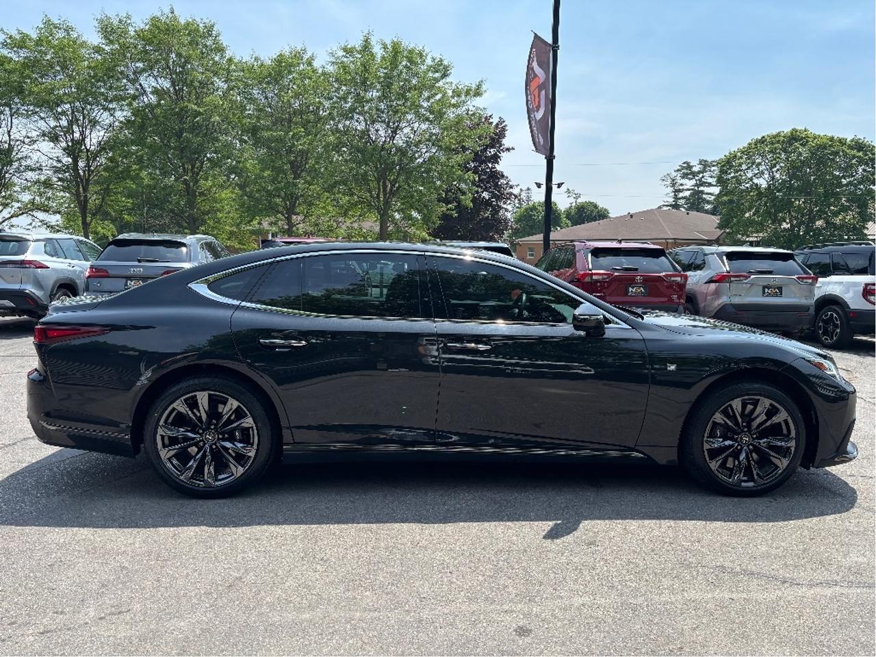 2023 Lexus LS AWD RED BLACK LEATHER PANO ROOF ONE OWNER Photo