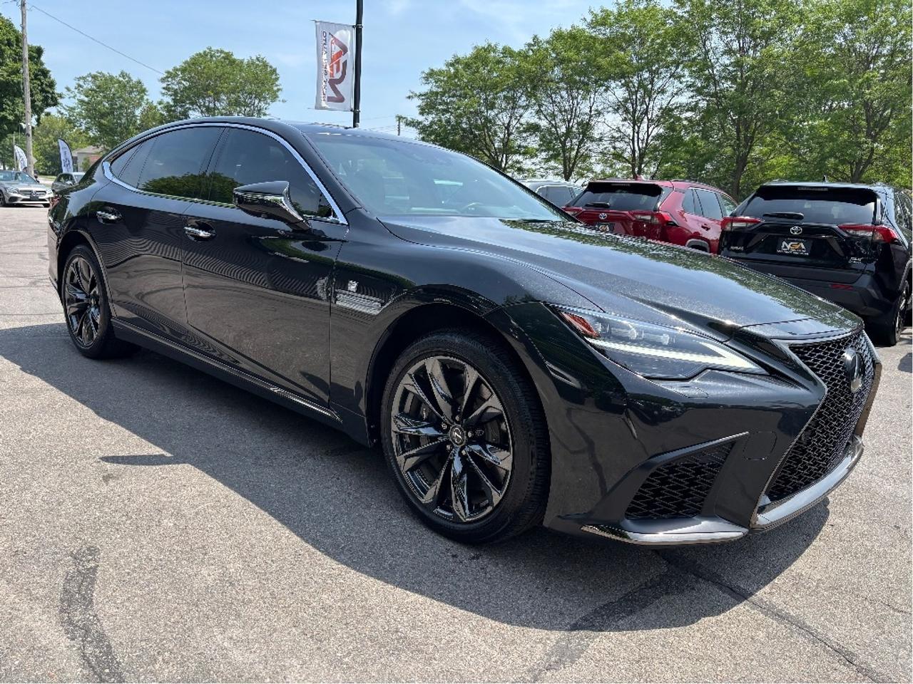 2023 Lexus LS AWD RED BLACK LEATHER PANO ROOF ONE OWNER Photo