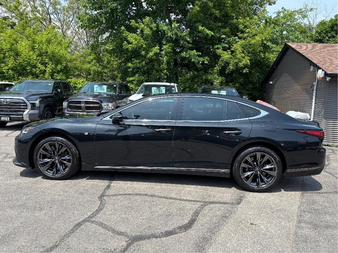 2023 Lexus LS AWD RED BLACK LEATHER PANO ROOF ONE OWNER Photo