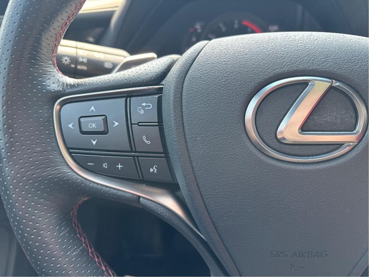 2023 Lexus LS AWD RED BLACK LEATHER PANO ROOF ONE OWNER Photo