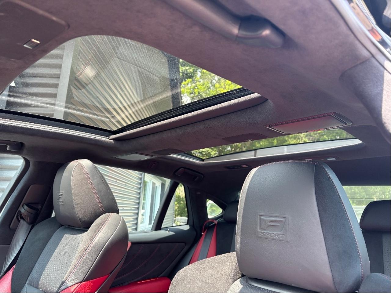 2023 Lexus LS AWD RED BLACK LEATHER PANO ROOF ONE OWNER Photo