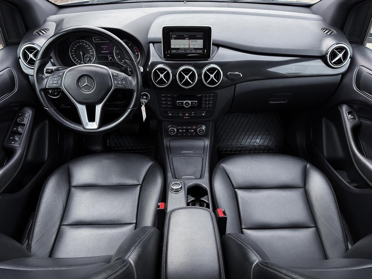 2014 Mercedes-Benz B-Class B250 Sports Tourer Photo