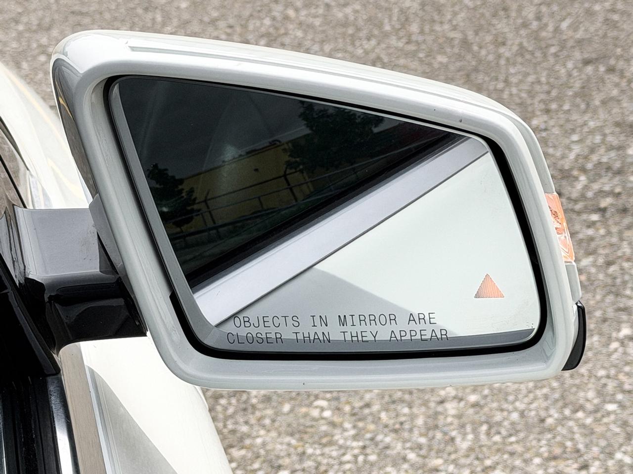 2014 Mercedes-Benz B-Class B250 Sports Tourer Photo