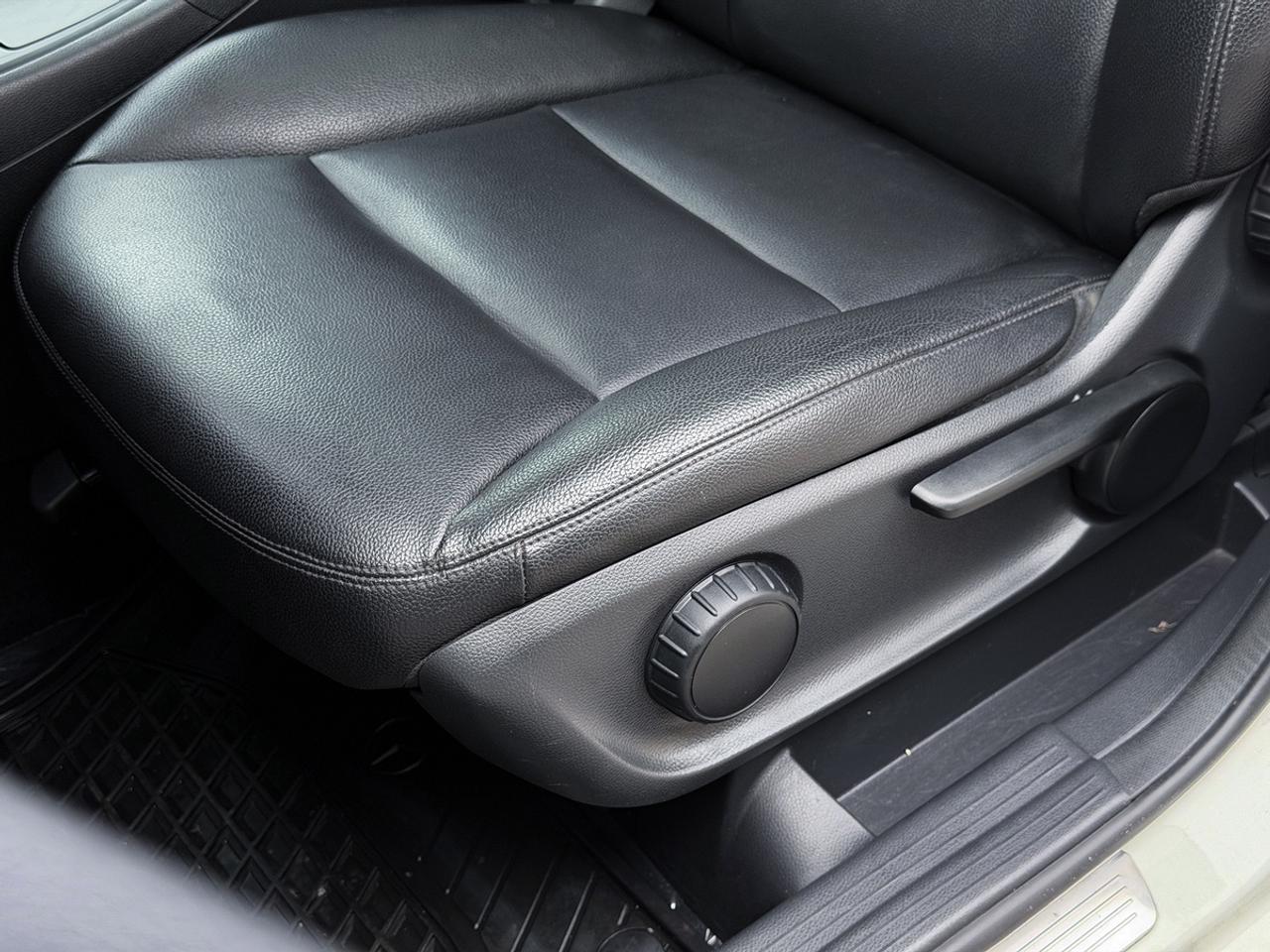 2014 Mercedes-Benz B-Class B250 Sports Tourer Photo
