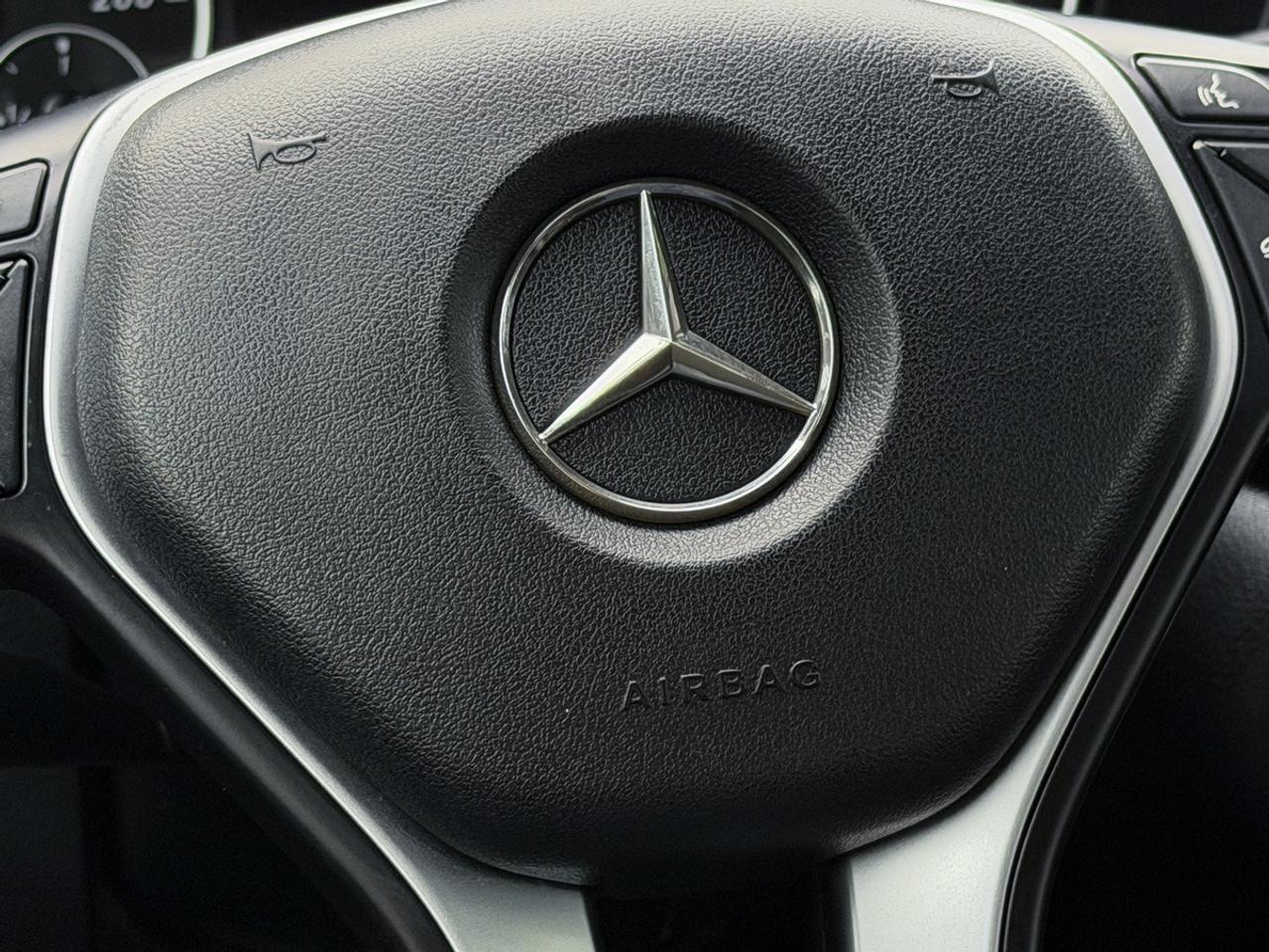 2014 Mercedes-Benz B-Class B250 Sports Tourer Photo