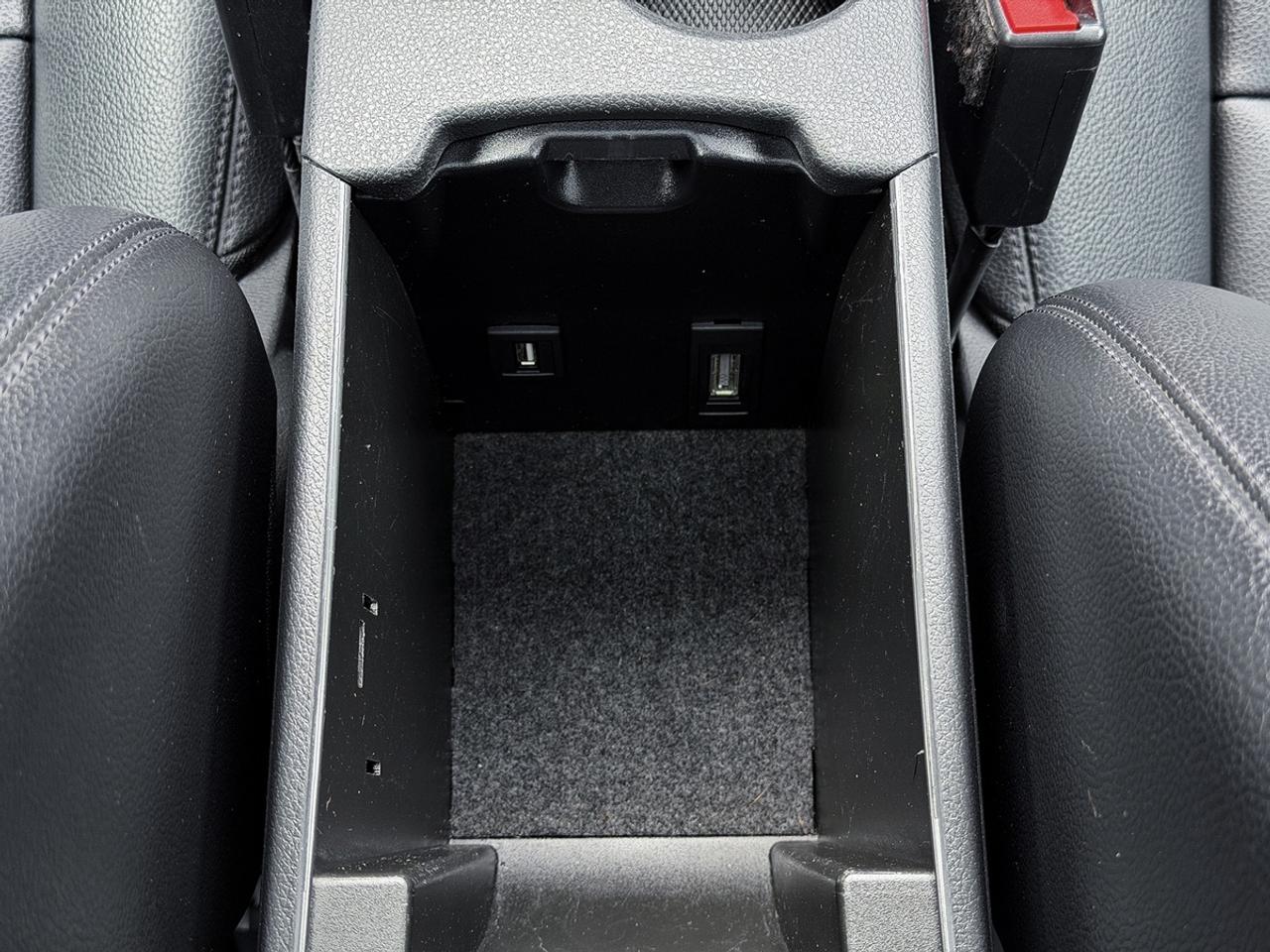 2014 Mercedes-Benz B-Class B250 Sports Tourer Photo