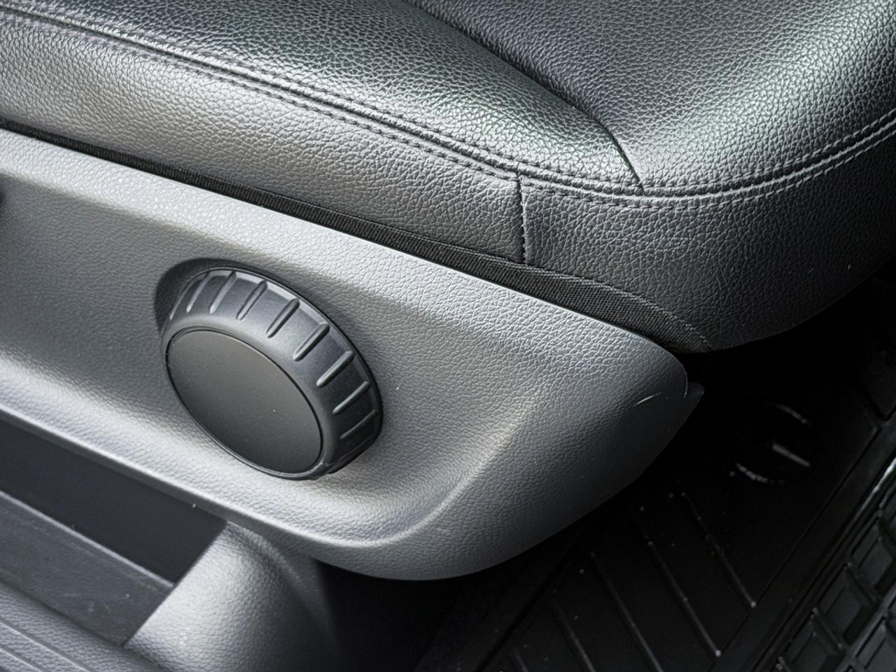 2014 Mercedes-Benz B-Class B250 Sports Tourer Photo