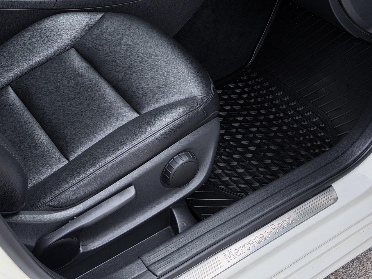 2014 Mercedes-Benz B-Class B250 Sports Tourer Photo