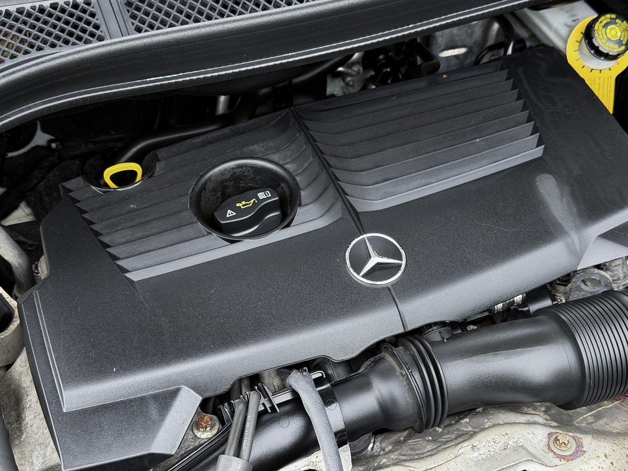2014 Mercedes-Benz B-Class B250 Sports Tourer Photo