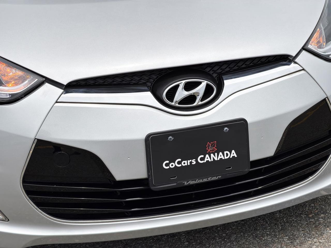 2013 Hyundai Veloster w/Tech pkg Photo